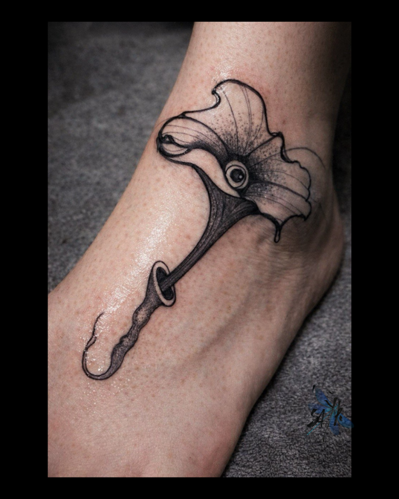 symbolic ornamental tattoo by Isabella Yr